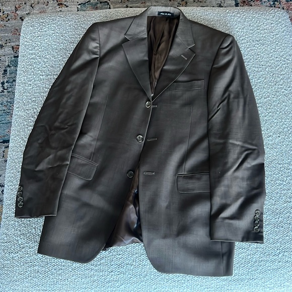 Claiborne Men’s Suit Brown 38 R - Picture 1 of 7